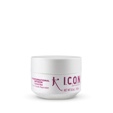 I.C.O.N. Transformational Infusion Hydrating Remedy 250ml Direct resultaat voor je haar met een masker dat in 60 seconden de schubbenlaag vult, waardoor het licht en handelbaar blijft. Een verzorgingsmasker met opbouwende eigenschappen dat dagelijks gebruikt kan worden en dat de elasticiteit verhoogt en tegelijkertijd bescherming biedt. Gevuld met een sterke mix van antioxidanten; Infusion is de remedie om het haar gezond te houden.