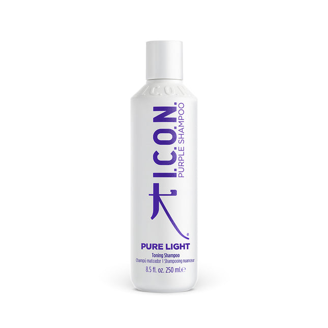 I.C.O.N. Pure Light Violet Toning Shampoo 250ml Bescherm en tone. Gebruik een of twee keer per week om je kleur op te frissen. Breng Pure Light aan op nat haar, laat het schuimen en laat het 2 tot 5 minuten intrekken. Voor een optimaal resultaat vervolg met Pure Light Conditioner